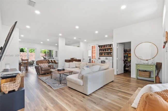 Photo - 2630 Dunwoodie Pl