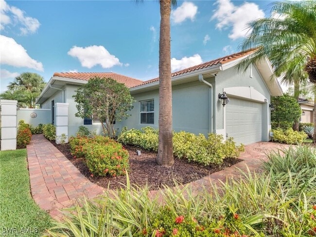 Building Photo - 9322 Trieste Dr Rental