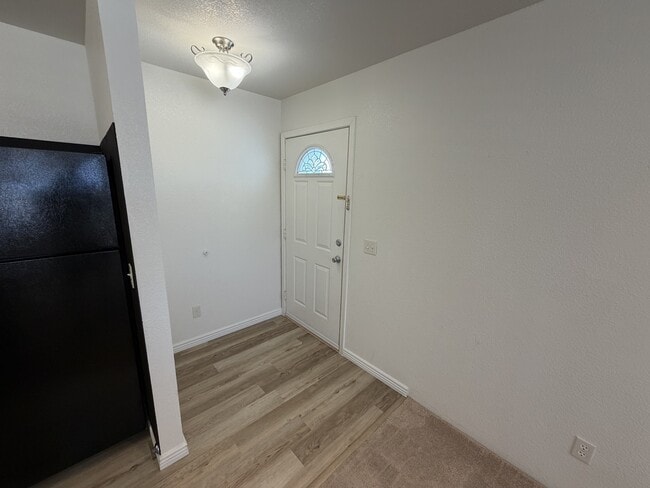Photo - 3423 McCormick Blvd