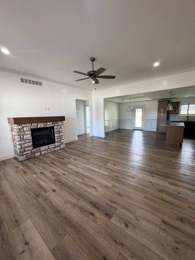 Photo - 3 bedroom 2 bath house