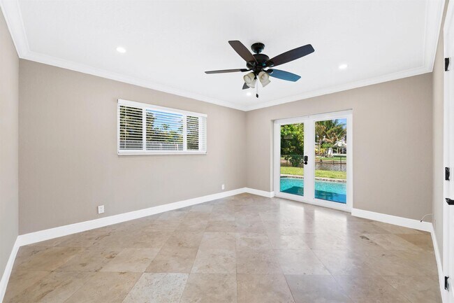 Photo - 1120 Renmar Dr