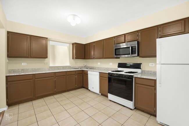 Photo - 1081 Courtland Dr