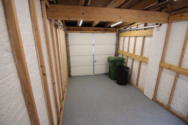 Garage - 644 S Lehigh St