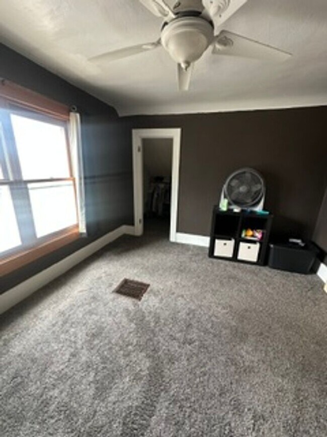 Photo - 3 Bed Single Family Home - Staples - Detached 3 car garage