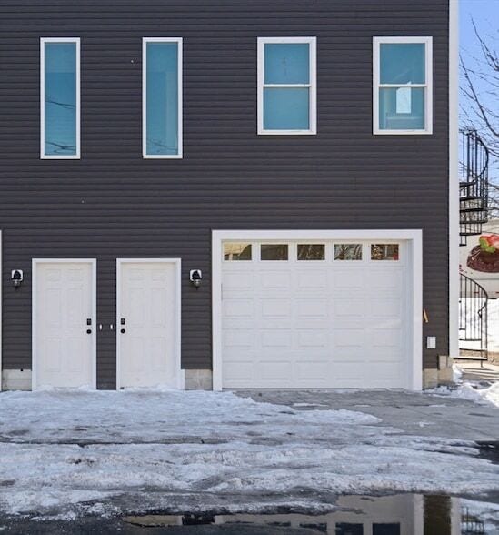 Building Photo - 23 Blake St