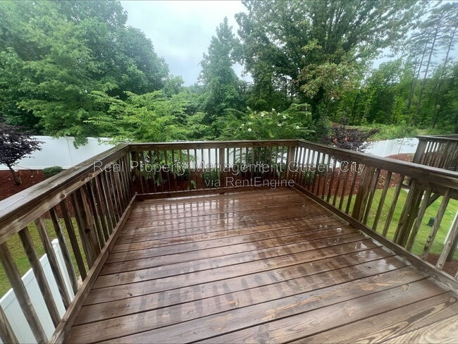 Photo - 2407 Lazette Dr