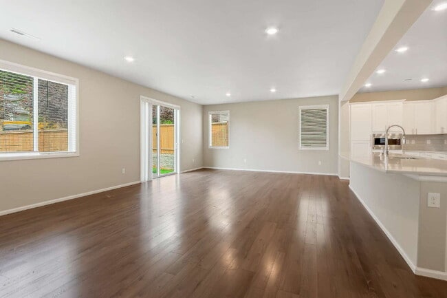 Photo - Extravagant Home for Rent - Heart of Covington