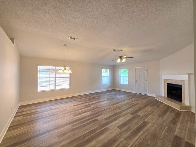 Photo - 5008 Orlando Ct
