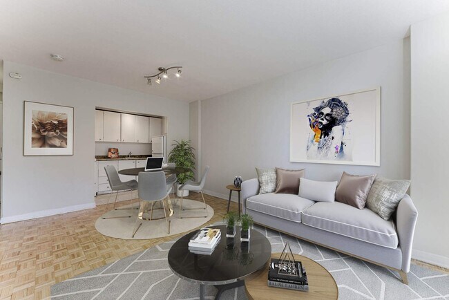 Photo - 666 Ontario St