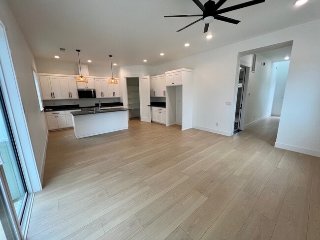 Photo - 317 Talons Dr