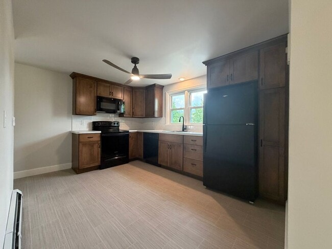 Photo - 1012 State Dr