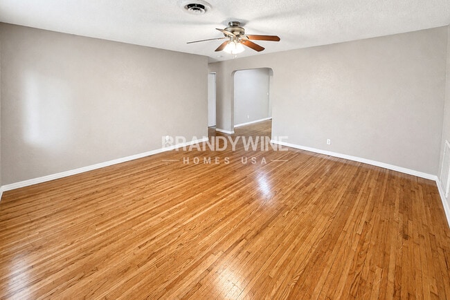 Photo - 130 Flamingo Ave