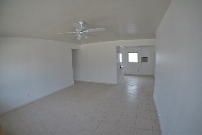 Photo - 744 85th St Unidad 3