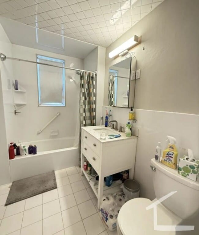 Photo - Amazing Unit in a House