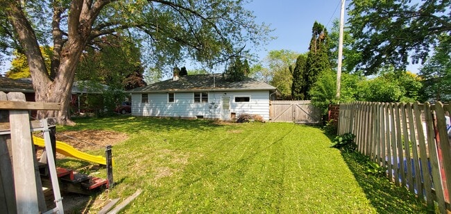 Photo - 1163 Higgins Ave