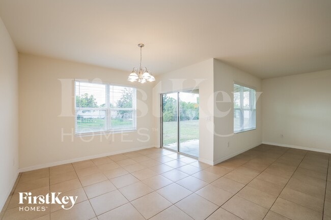 Photo - 119 SE 20th St