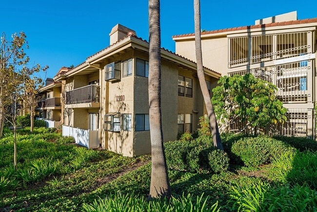 Building Photo - 12280 Corte Sabio Rental