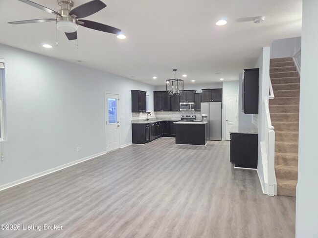 Photo - 272 St Regis Dr