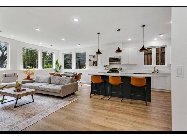 Photo - 3310 Lyndale Ave S