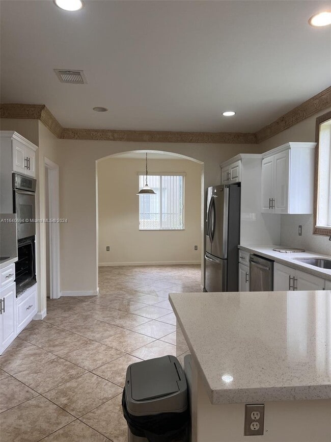 Photo - 5 bedroom in Miami Gardens FL 33169