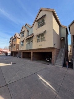 La Valentina Apartments