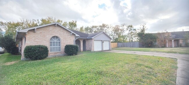 Photo - 10635 Tenneta Dr