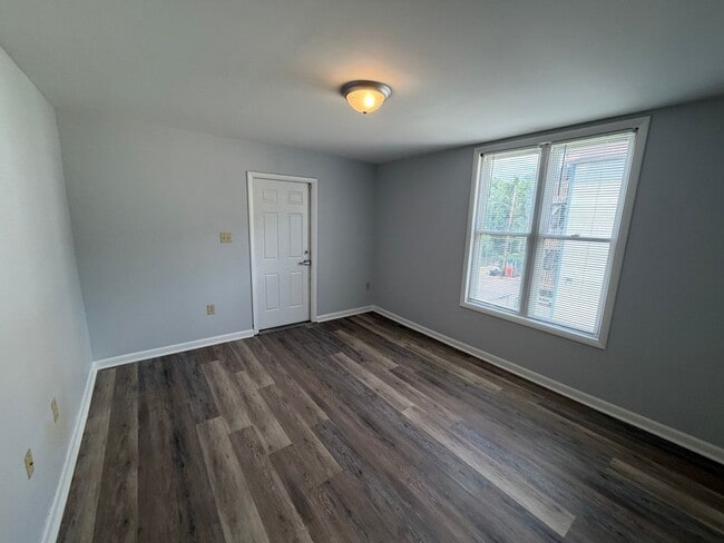 Photo - 221 Grant St Unit 221-B