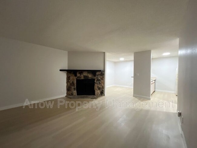 Photo - 2344 N 44th St Unit 22