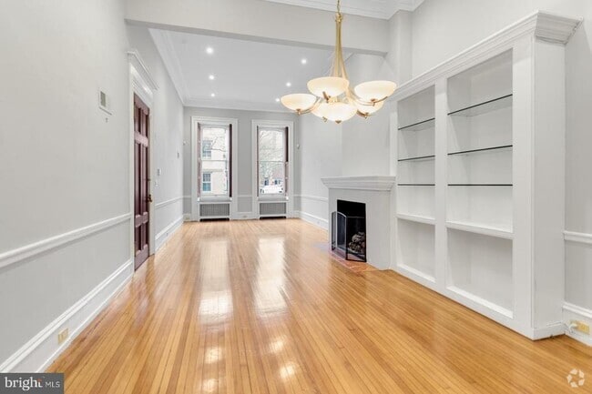 Building Photo - 323 S 17th St Unit 1 Rental
