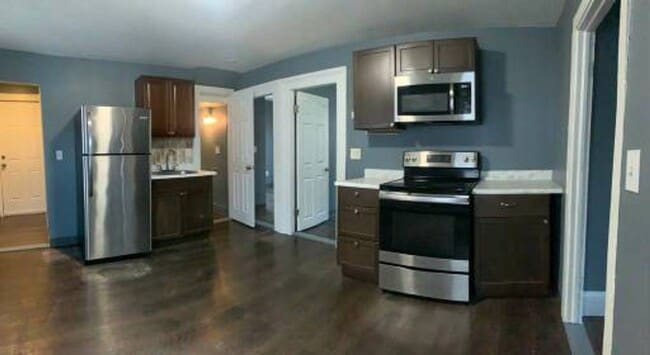 Building Photo - 421 Logan St Unit 2