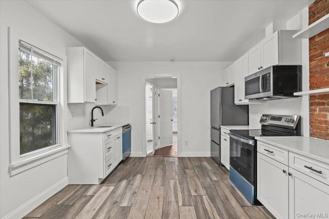 7 Dunwoodie St Unit 1S