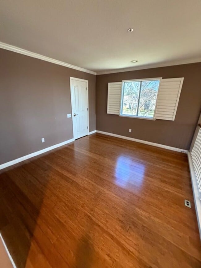 Photo - Convenient 3 Bed Home in Sycamore Ranch, Woodland, Near Bel Air Market & Pioneer High