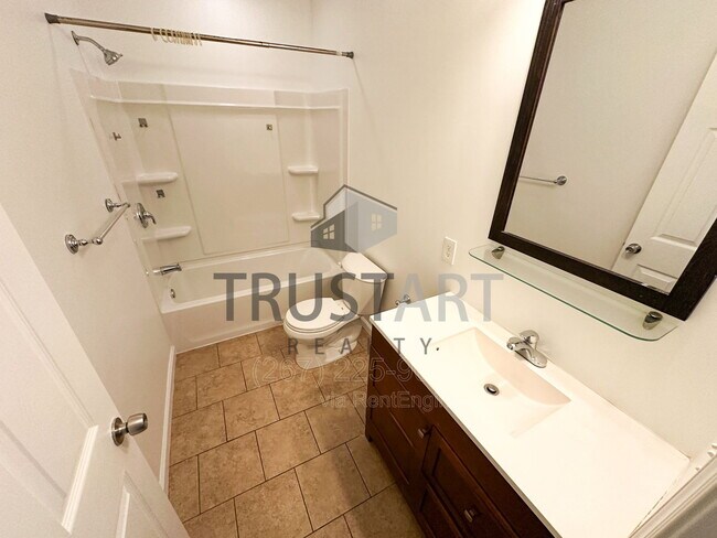 Photo - 1816 N Front St Unit 1 B
