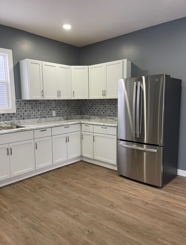 Photo - 1032 Denner St