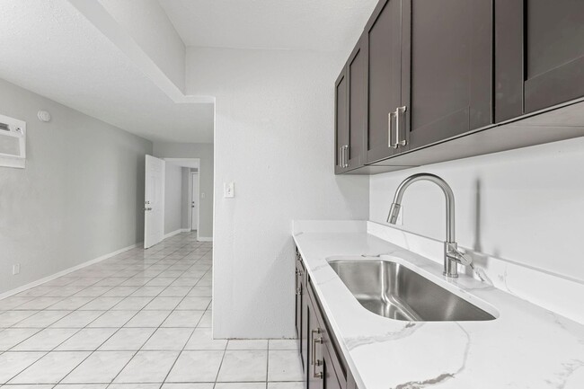 Photo - 1409 NW 7th Ave