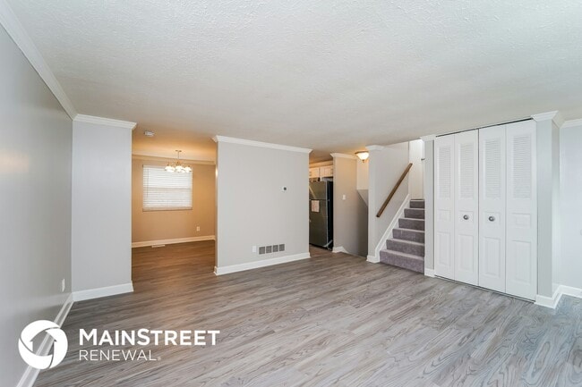 Photo - 731 Saratoga Dr