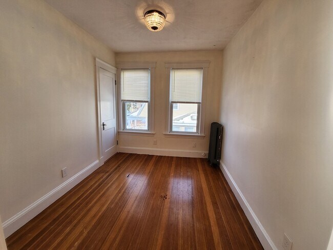 Photo - 45 Blaney St Unit 2