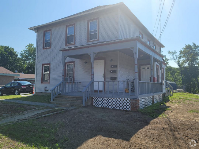 Building Photo - 47 Providence St Rental