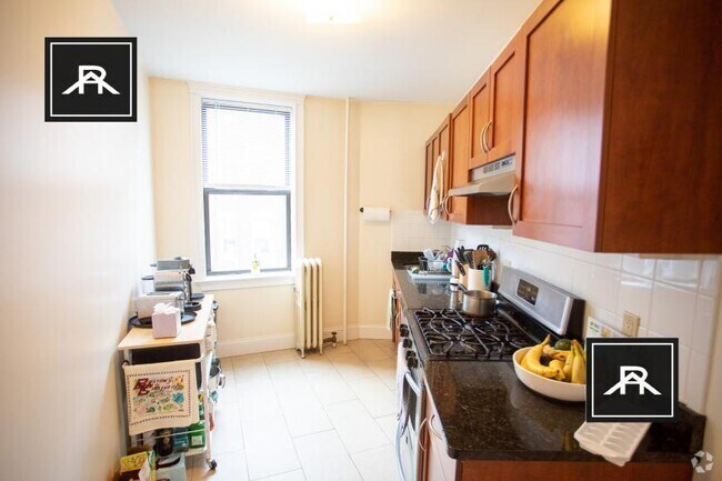 Building Photo - 3 bedroom in Allston MA 02134 Unit 6 Rental