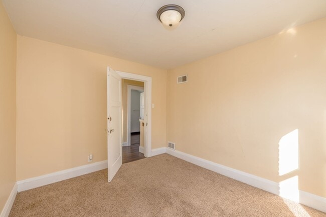 Photo - 17 6th St Unit 17 1/2 E 6th St