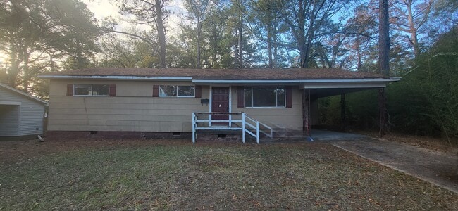 Building Photo - 1551 Maria Dr Rental