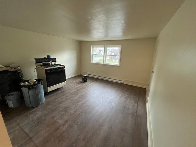 Building Photo - 381 Liberty St Unit 101