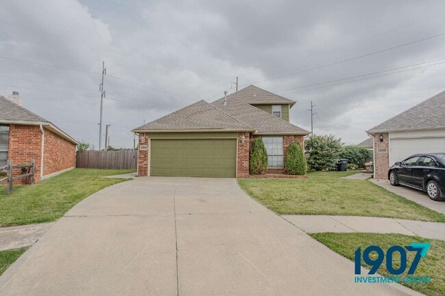 Building Photo - 2508 Tyler Ln