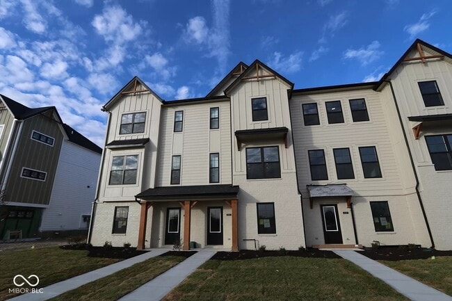 Photo - 4310 Douro Trl