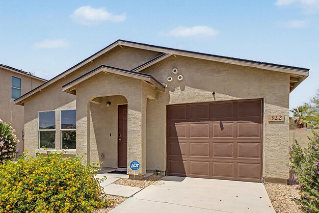 Photo - 322 Watson Pl