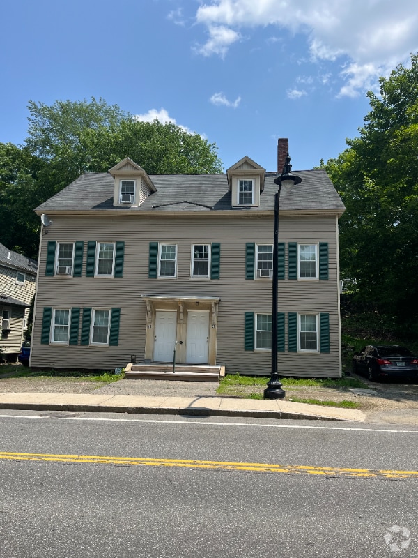 Building Photo - 19 Exeter Rd Rental