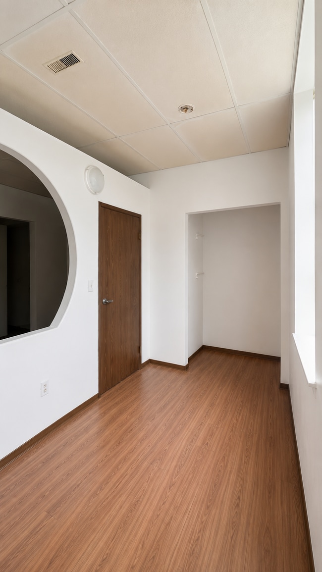 Photo - One Bedroom Unité 1