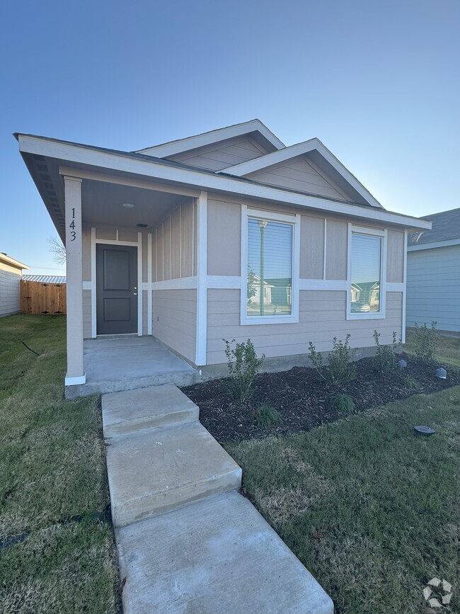 Building Photo - 143 Sesame Ln Rental