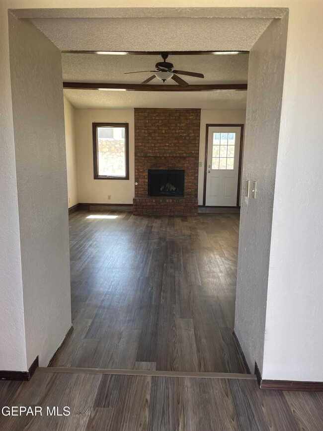 Photo - 1382 Adabel Dr
