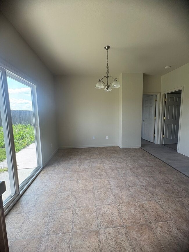 Photo - Nice 3-Bedroom House
